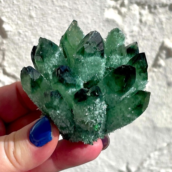 Jewelry - Wow!  Phantom deep green ghost Lemuria Quartz Cluster